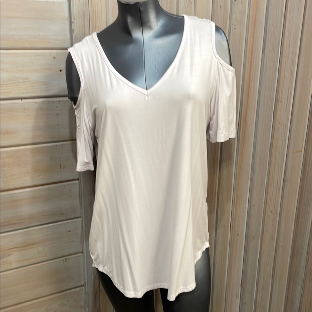 Source Unknown White Cut Out Blouse